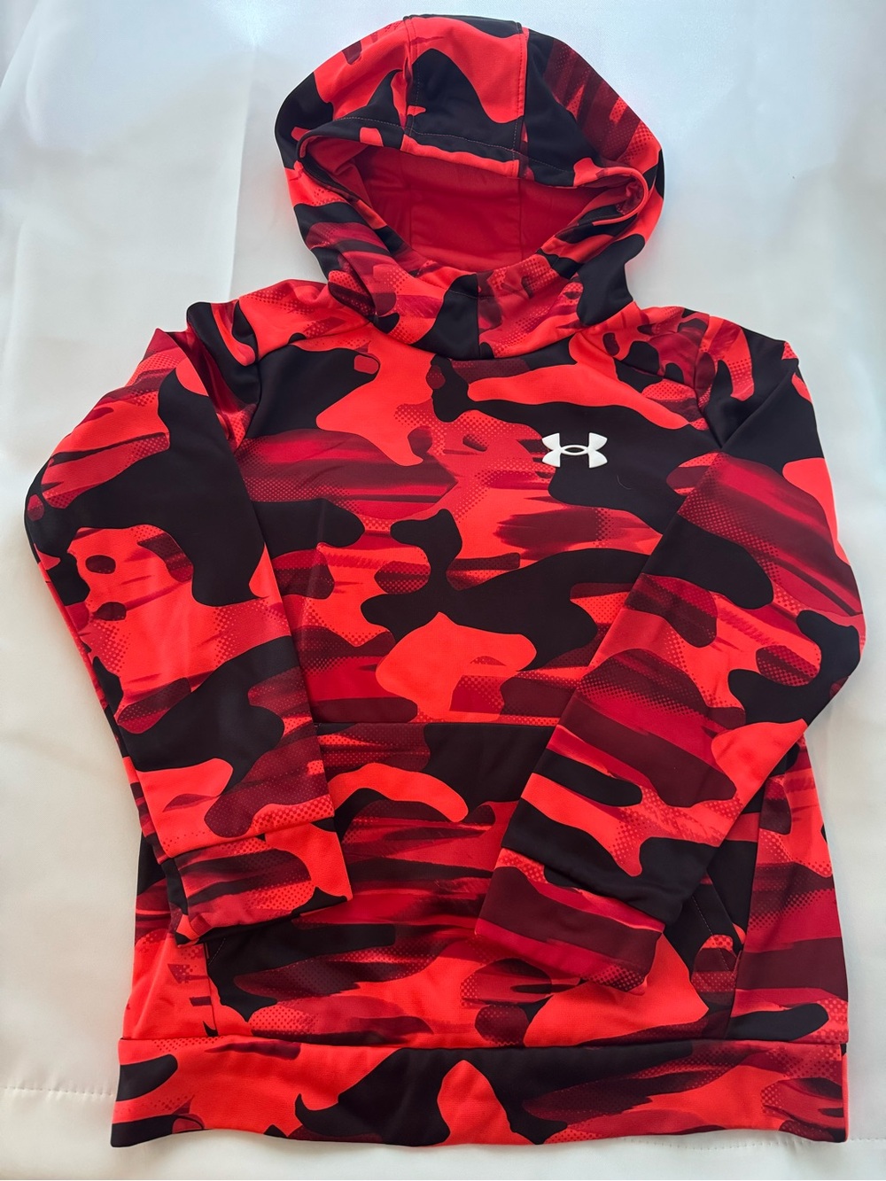 Under Armour Kids Red & Black Camo Hooded Swim Rashguard